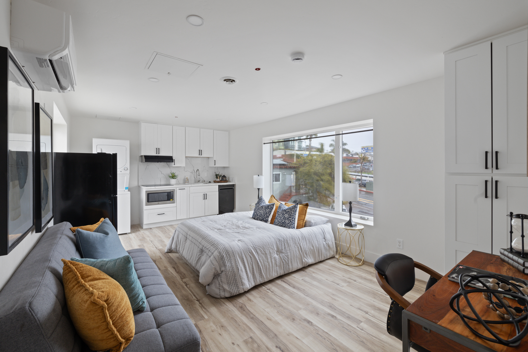 2519 Columbia Street - 101